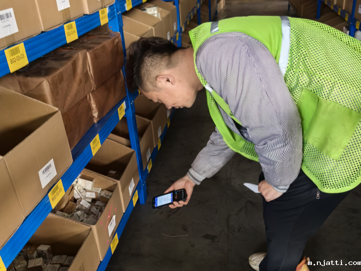 电商云仓是做什么的:定义、功能与应用解析